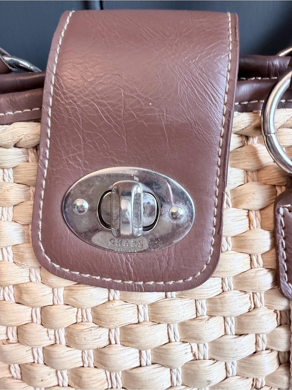 CHAPS Woven Straw Leather Shoulder Bag Brown Turn Lock Boho Coastal - Picture 3 of 10